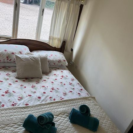 Beautiful 1-Bed House In Gloucestershire Westbury on Severn Eksteriør bilde